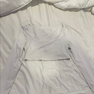 Elegant White Long Sleeve Crop Top